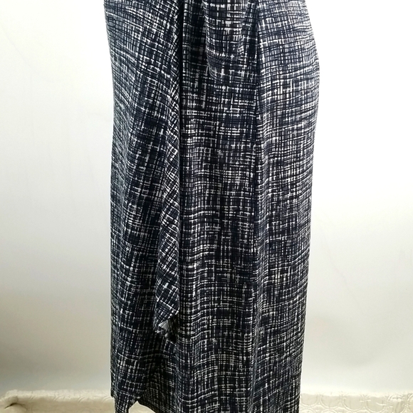 BCBGMAXAZRIA Wrap Dress with Assemetric Hemline - Picture 6 of 10